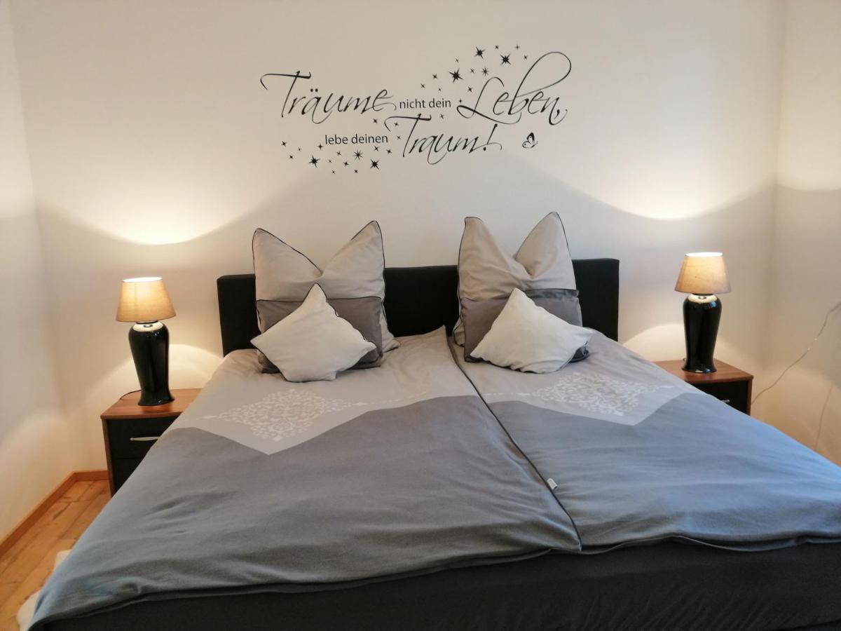 Traumzeit-Ferienwohnung 아이제나흐 외부 사진